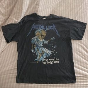 Vintage Metallica band boyfriend tee